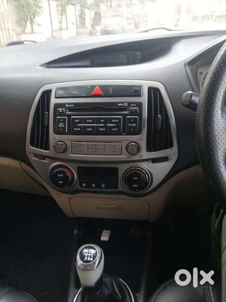 Hyundai I20 Sportz 1.4 Crdi, 2014, Diesel