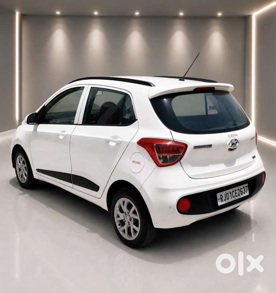 Hyundai Grand I10 Sportz 2020 Petrol 42000 Km Driven Well Maintained