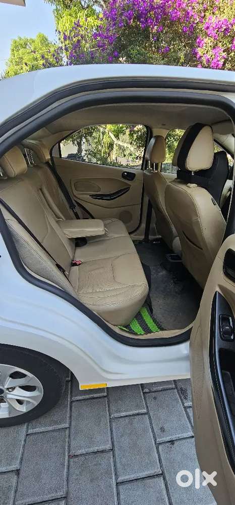 Ford Aspire Full Option. Well Maitain