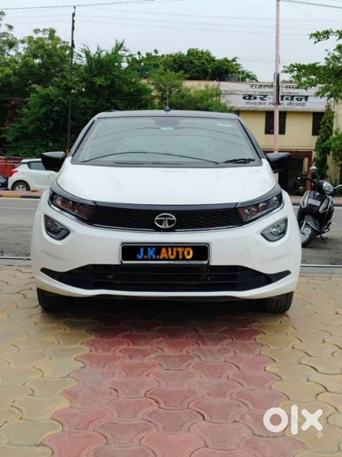 Tata Altroz 1.2 Xt, 2022, Petrol