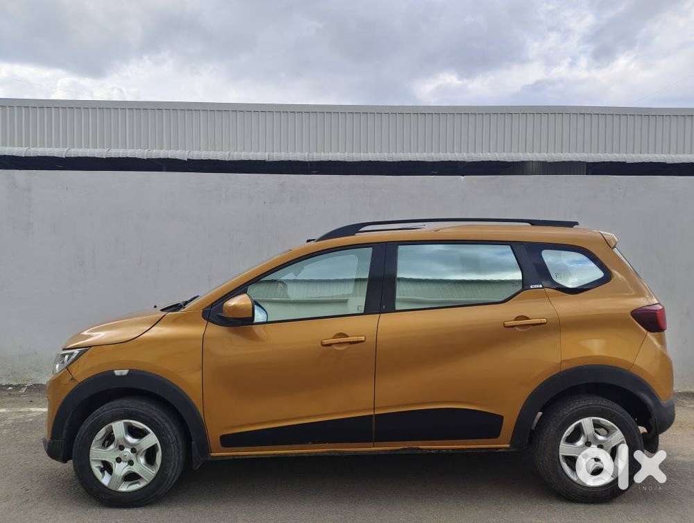 Renault Triber Rxz, 2019, Petrol