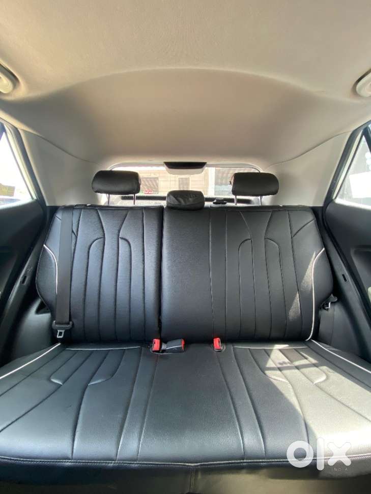 Hyundai Venue 1.0 Sx (o) Turbo Dct, 2023, Petrol