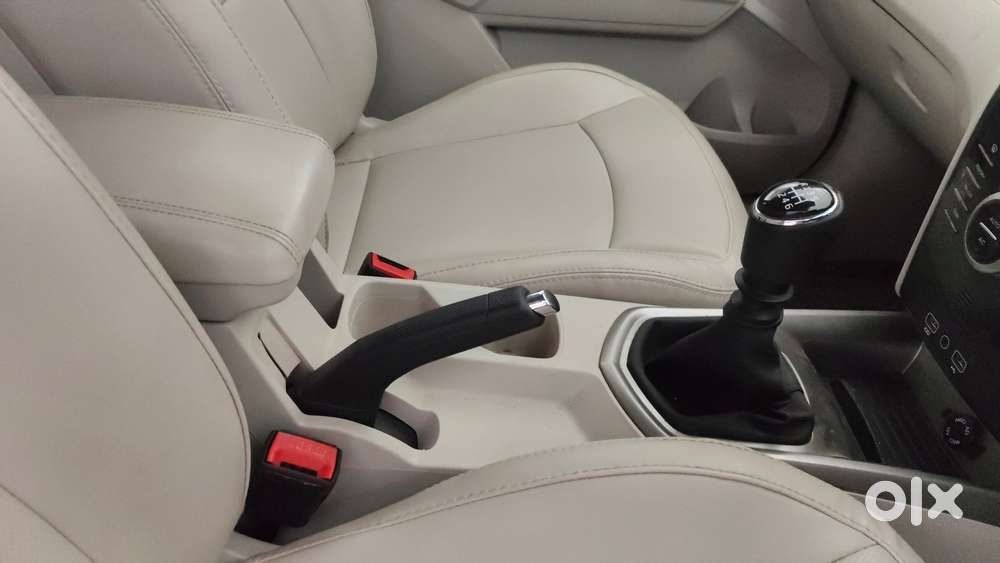 Mahindra Xuv300 W8 Option, 2022, Petrol