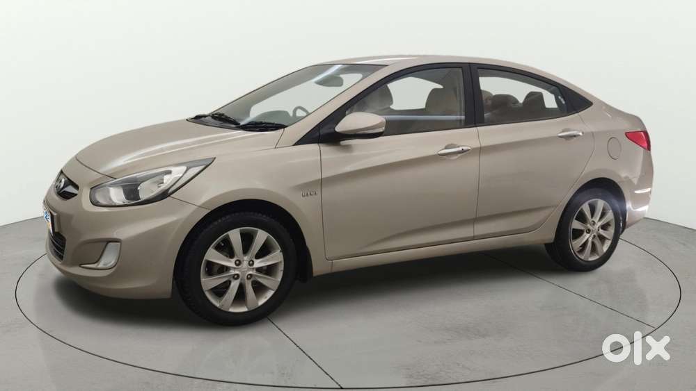 Hyundai Verna Fluidic 1.6 Vtvt Sx, 2012, Petrol