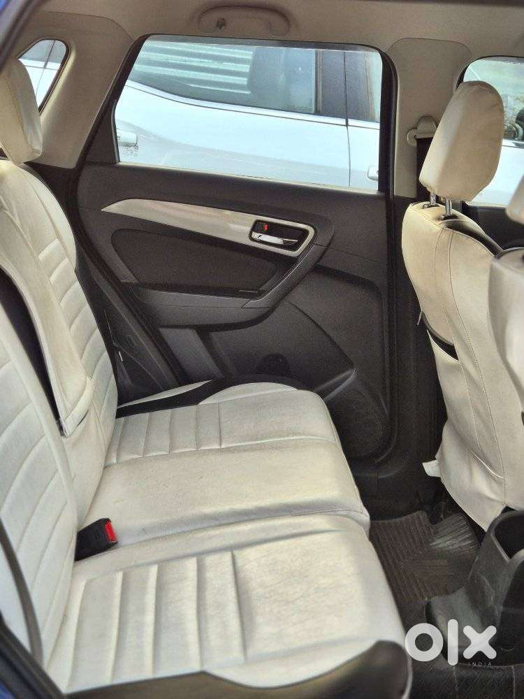 Maruti Suzuki Brezza 1.5 Zxi Smart Hybrid, 2020, Petrol