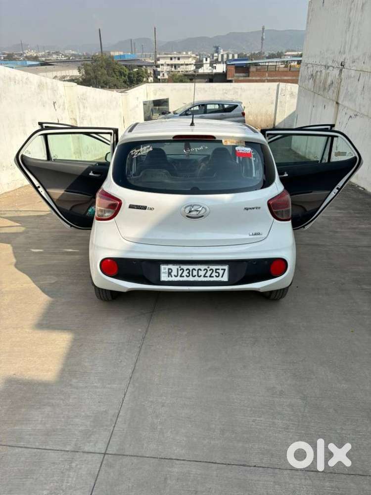 Hyundai Grand I10 1.2 Crdi Sportz Option, 2017, Diesel