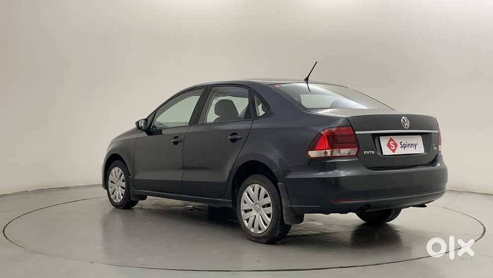 Volkswagen Vento 1.2 Tsi Comfortline At, 2016, Petrol