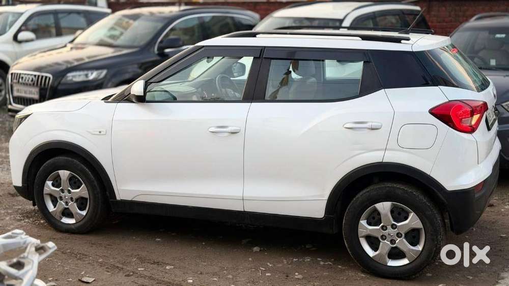 Mahindra Xuv300 W6, 2024, Petrol