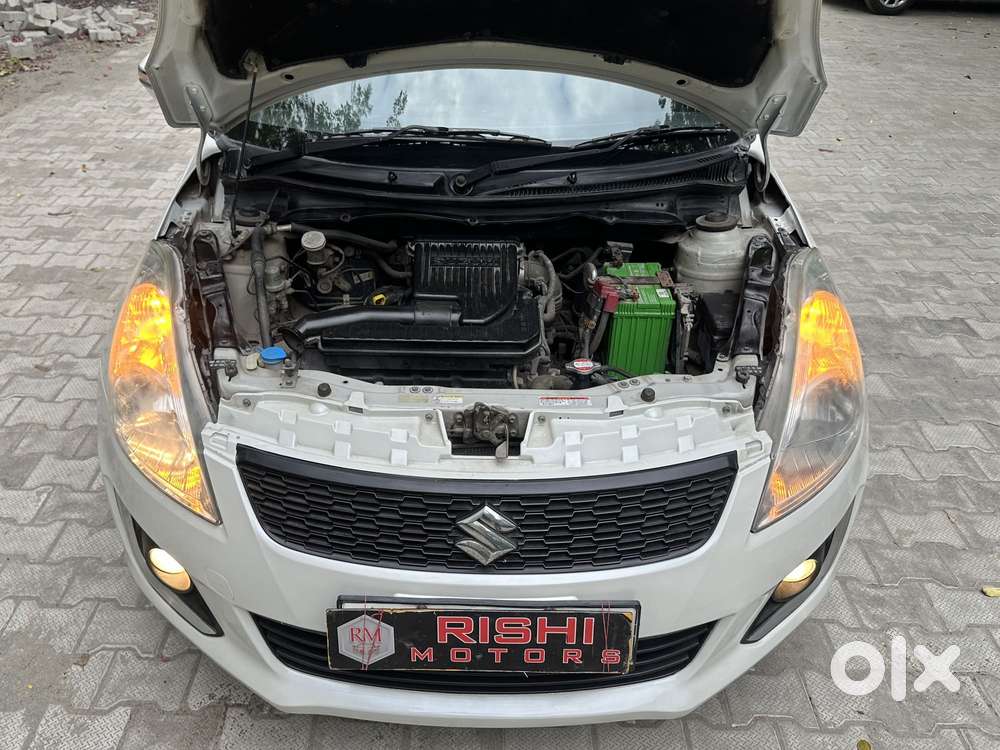Maruti Suzuki Swift Vxi Abs Bsiv, 2014, Petrol