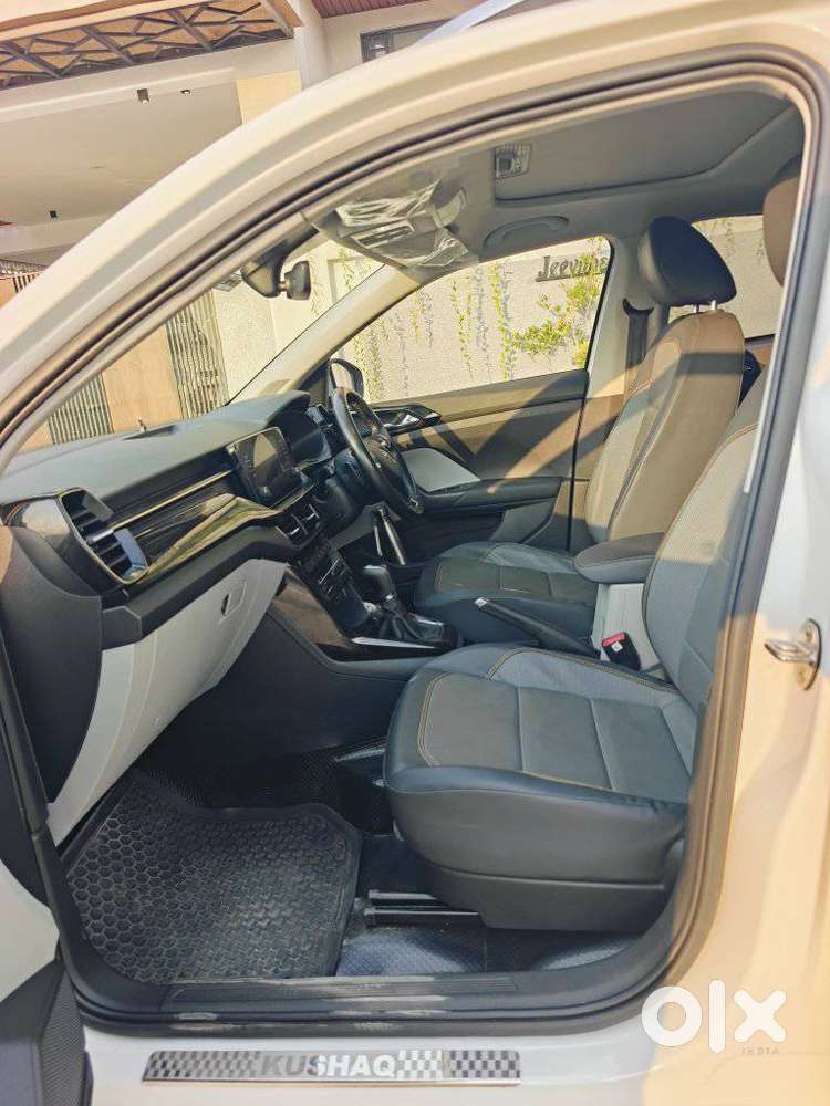 Skoda Kushaq 1.0 Tsi Style At (6 Airbags), 2022, Petrol