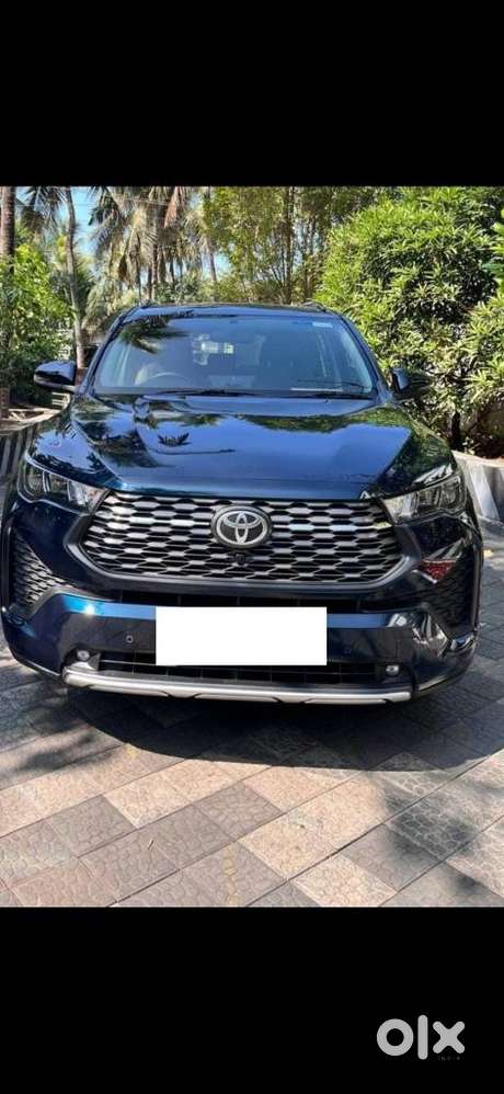 Toyota Innova Hycross Gx (o), 2024