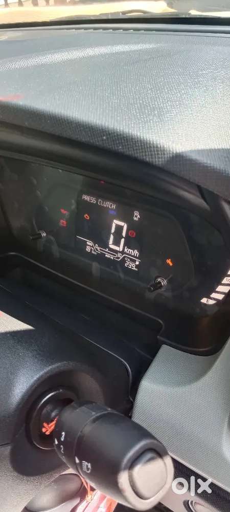 Tata Punch Adventure Plus Sanroof