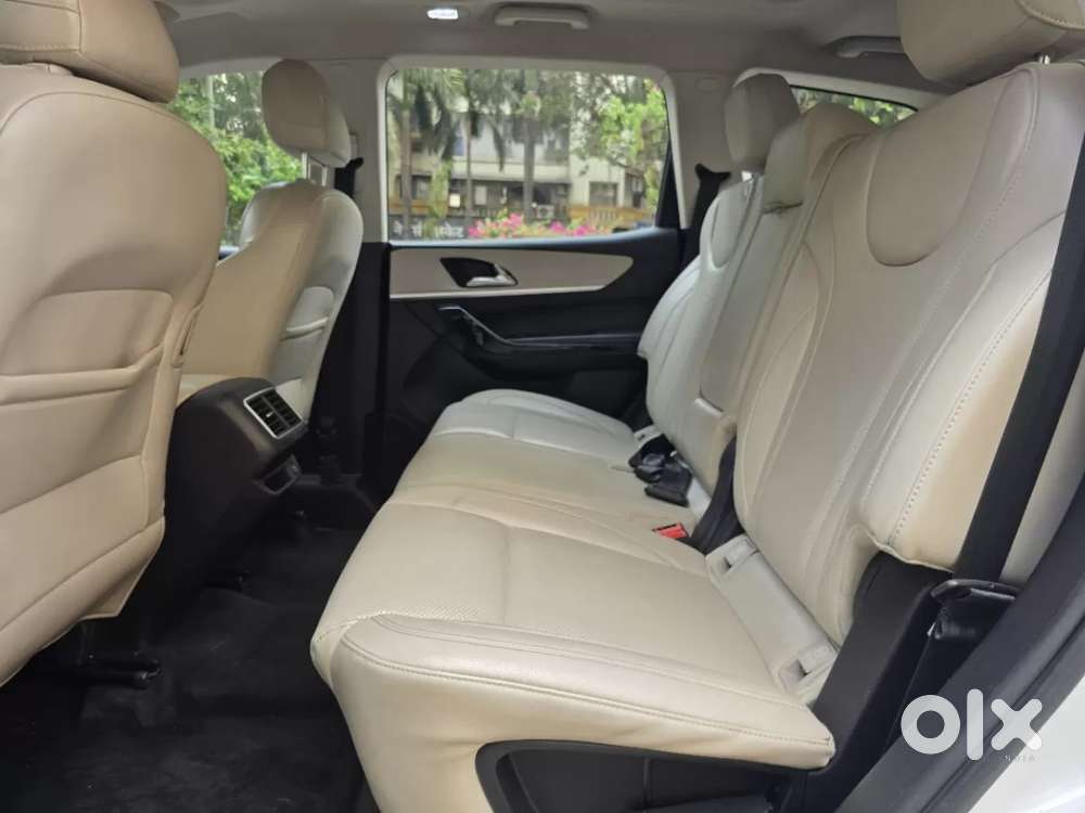 Mahindra Xuv700 2.2 Ax 7 Diesel At Luxury Pack Str, 2022, Diesel