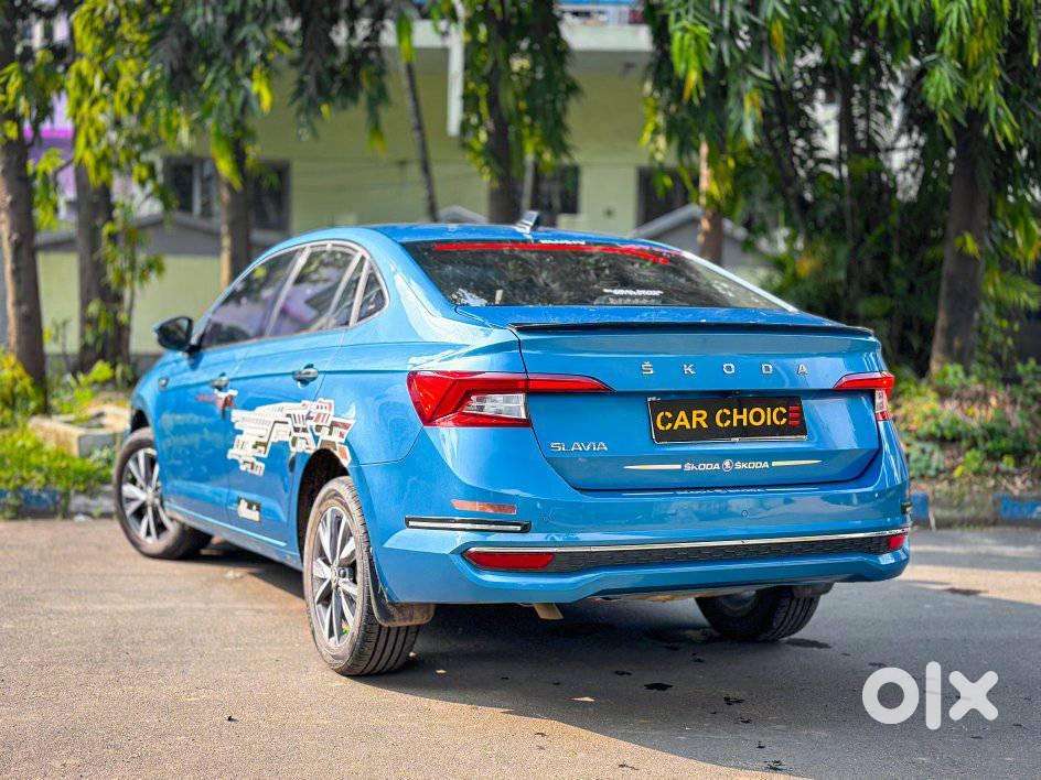 Skoda Slavia Style 1.0l Tsi Mt, 2023, Petrol