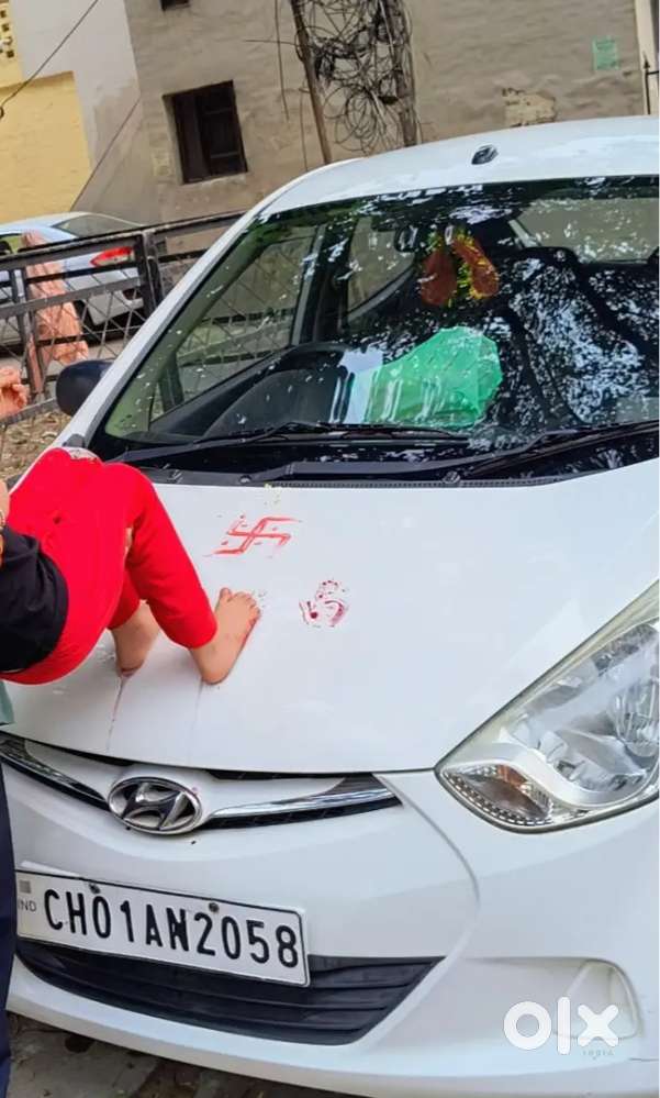 Hyundai Eon D Lite Plus 2012 New Tyre Battery