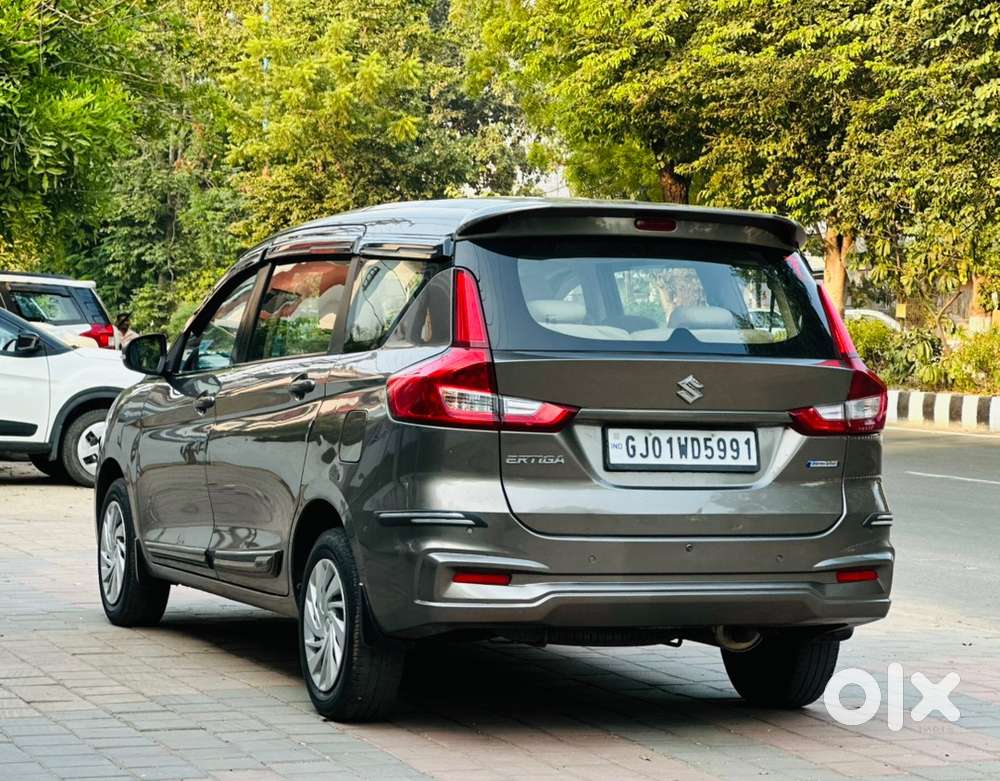 Maruti Suzuki Ertiga Hybrid Pure Petrol 2022 Less Driven Fresh Car