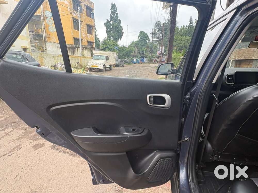 Hyundai Venue Diesel 2021