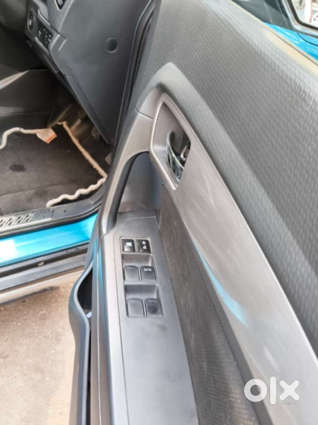 Maruti Suzuki Brezza Zdi+ Dual Tone, 2017, Diesel