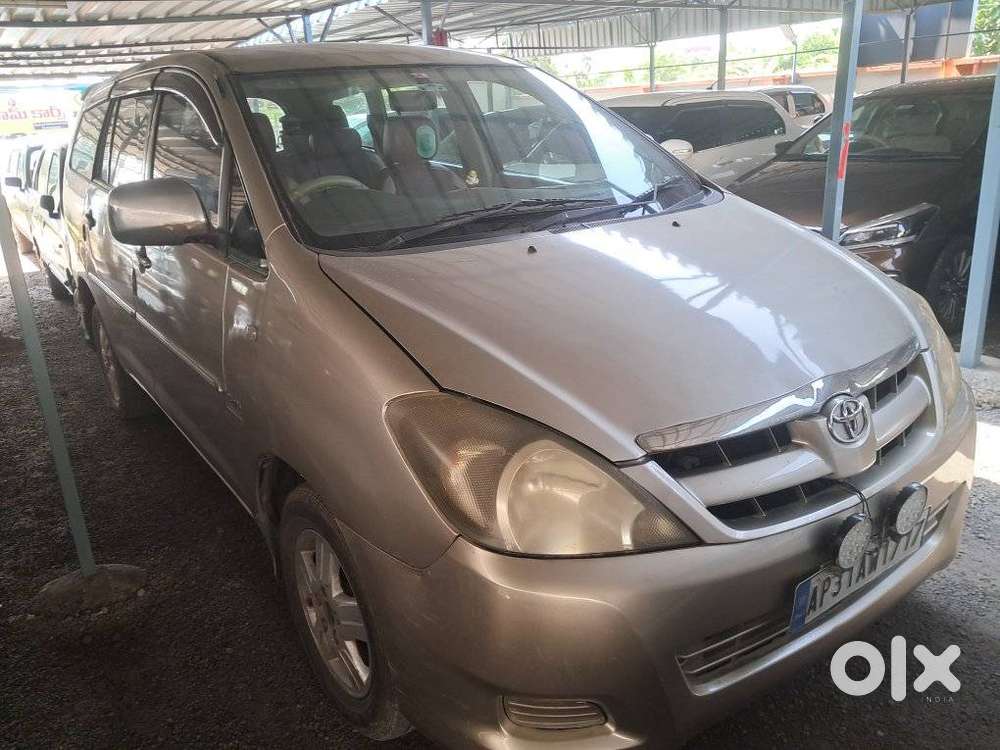 Toyota Innova 2.5 V 7 Str, 2007, Diesel
