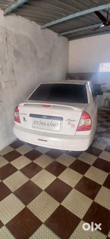 Hyundai Accent 2005 Lpg 200000 Km Driven