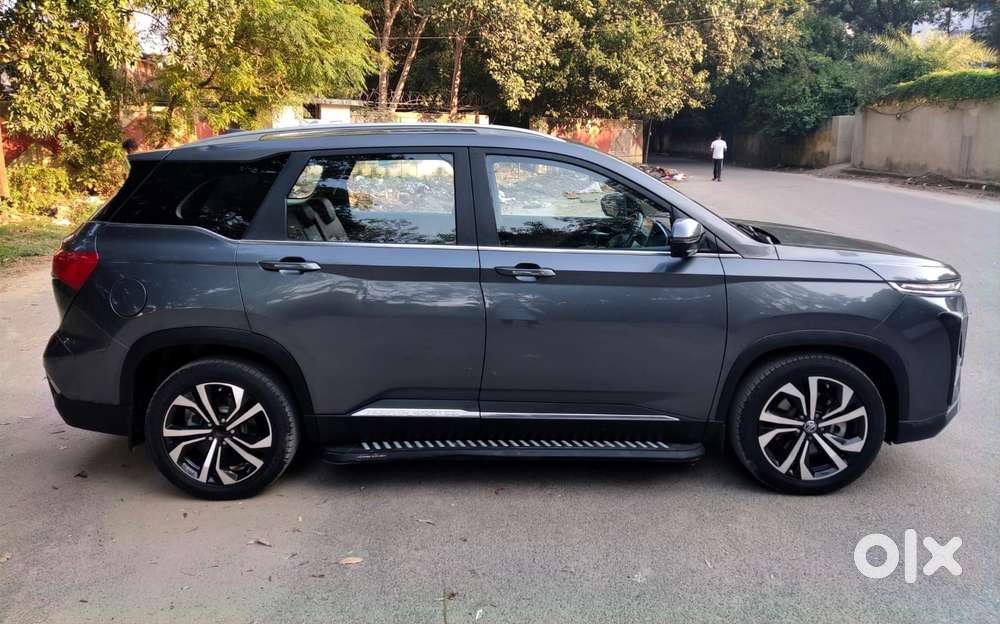 Mg Hector Plus Sharp Pro 1.5 Turbo Petrol Cvt 7 Str, 2023, Petrol