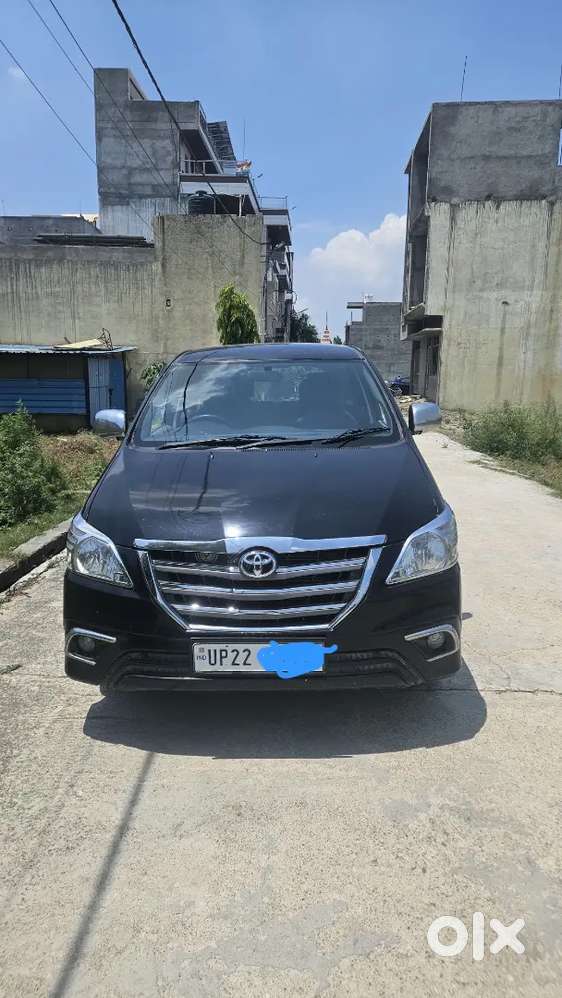 Toyota Innova 2015 Diesel Well Maintained