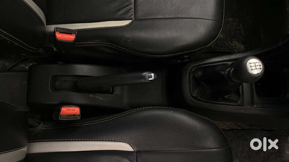 Maruti Suzuki Swift Zxi, 2016, Petrol