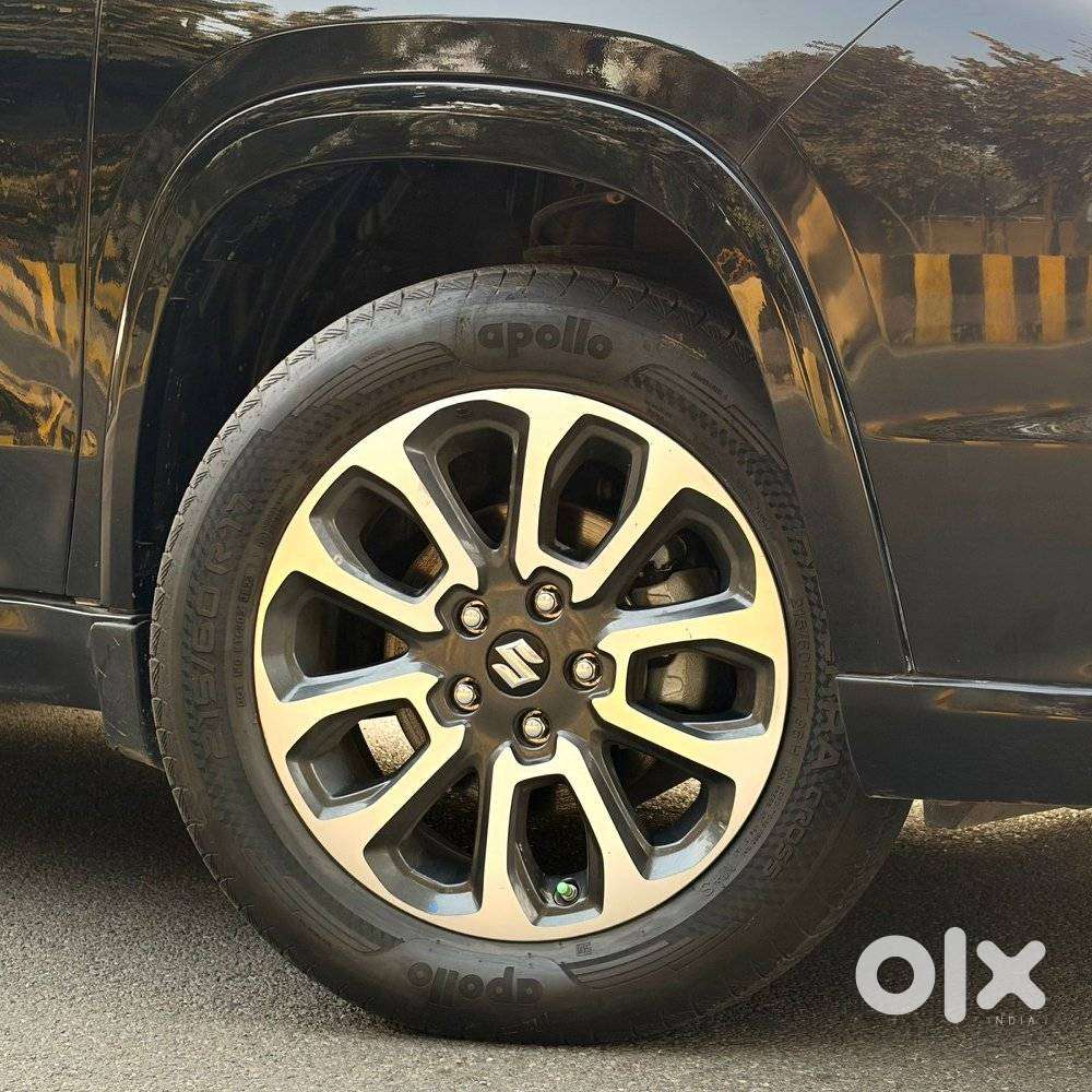 Maruti Suzuki Grand Vitara 1.5 Alpha Plus Intelligent Hybrid Ecvt, 2..