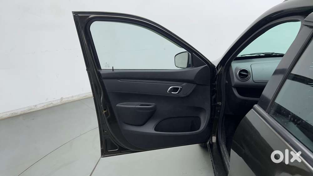 Renault Kwid 1.0 Rxt Sce Special (o), 2019, Petrol