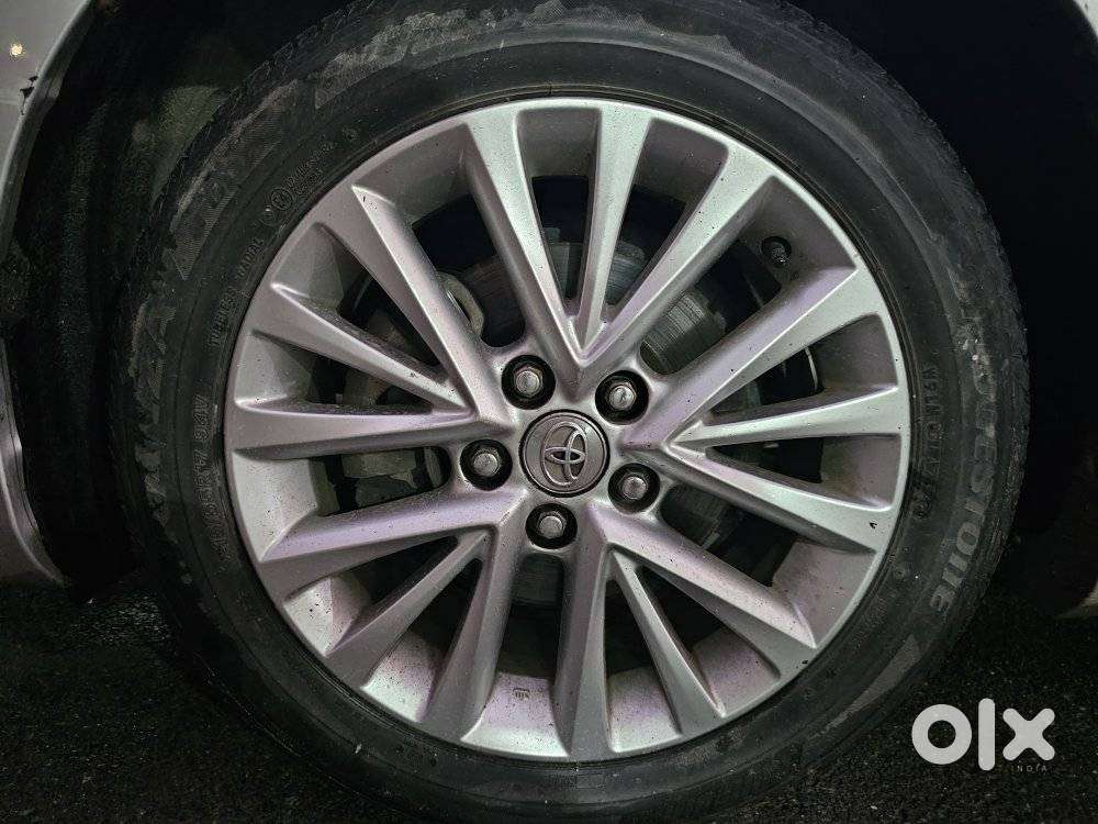 Toyota Camry Hybrid 2.5, 2016, Petrol