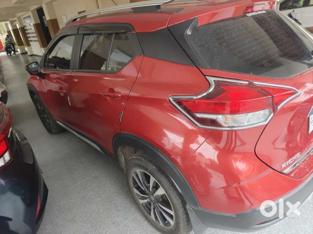 Nissan Kicks Petrol 2022