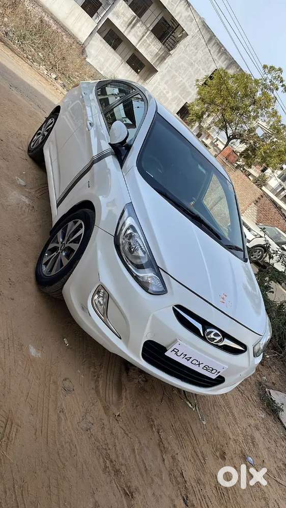Hyundai Verna 2014 Petrol 100000 Km Driven