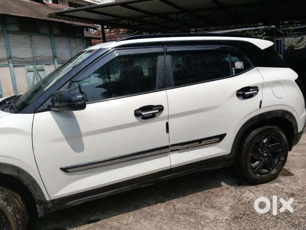 As-01 Creta Knight Diesel  Better Than New  27kmpl  Warranty