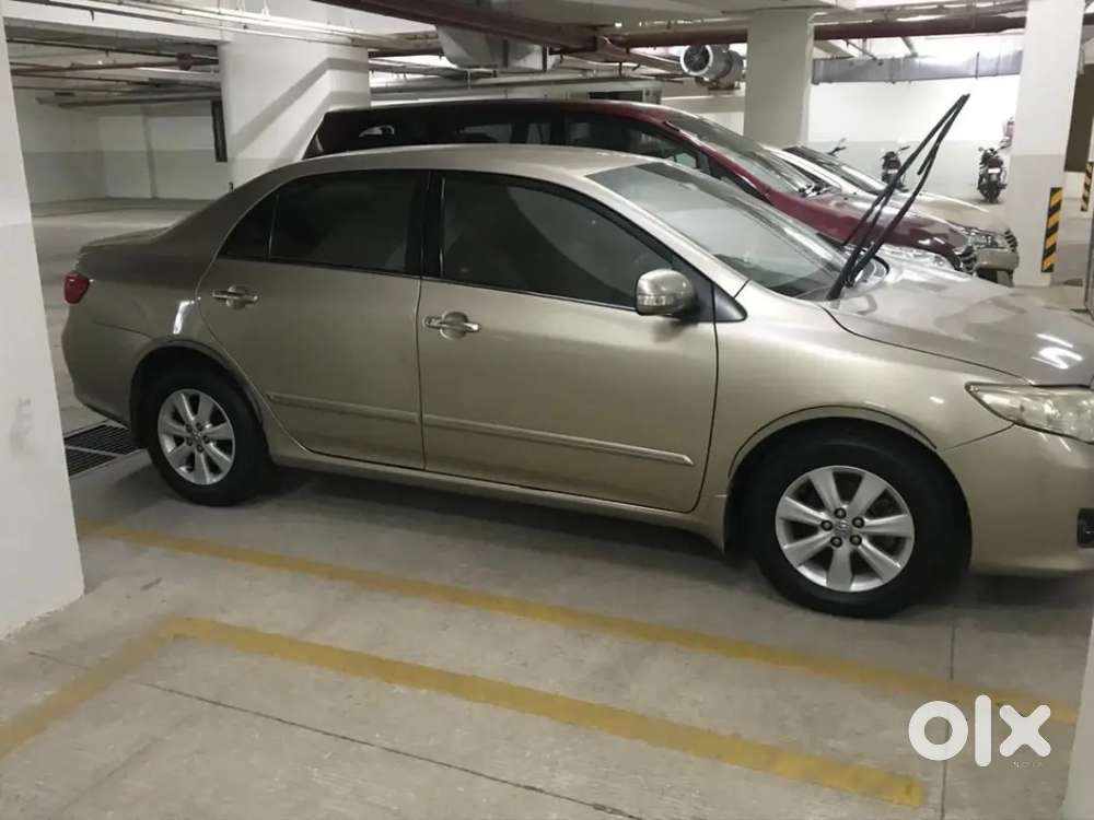 Toyota Corolla Altis 2010