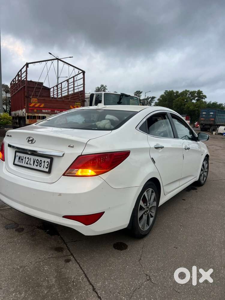 Hyundai Fluidic Verna 2015