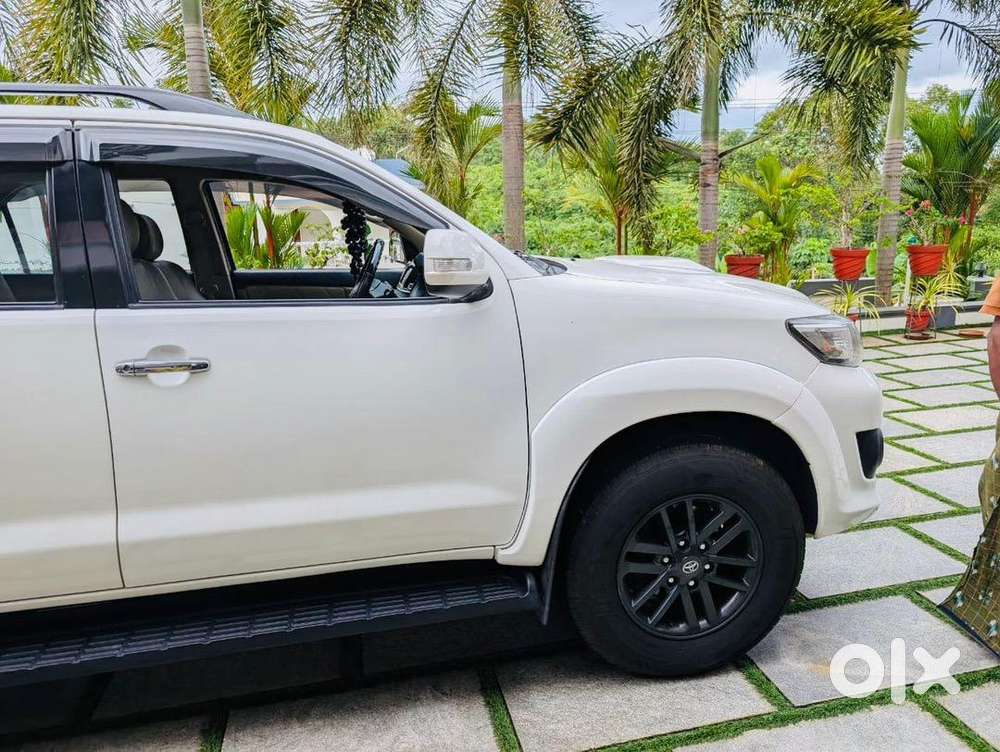 Toyota Fortuner 4*2 Automatic 2015 Diesel Good Condition