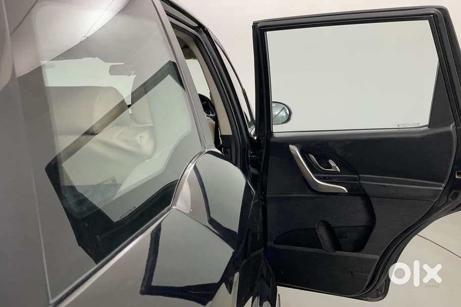 Mahindra Xuv500 W9 1.99, 2018, Diesel