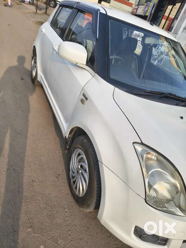 Maruti Suzuki Swift 2008 Diesel 130000 Km Driven