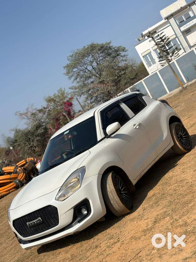 Maruti Suzuki Swift Vxi + Manual, 2020, Petrol
