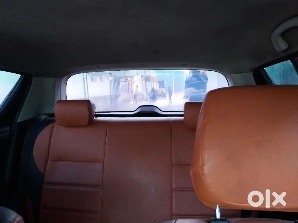 Maruti Suzuki Swift 2012