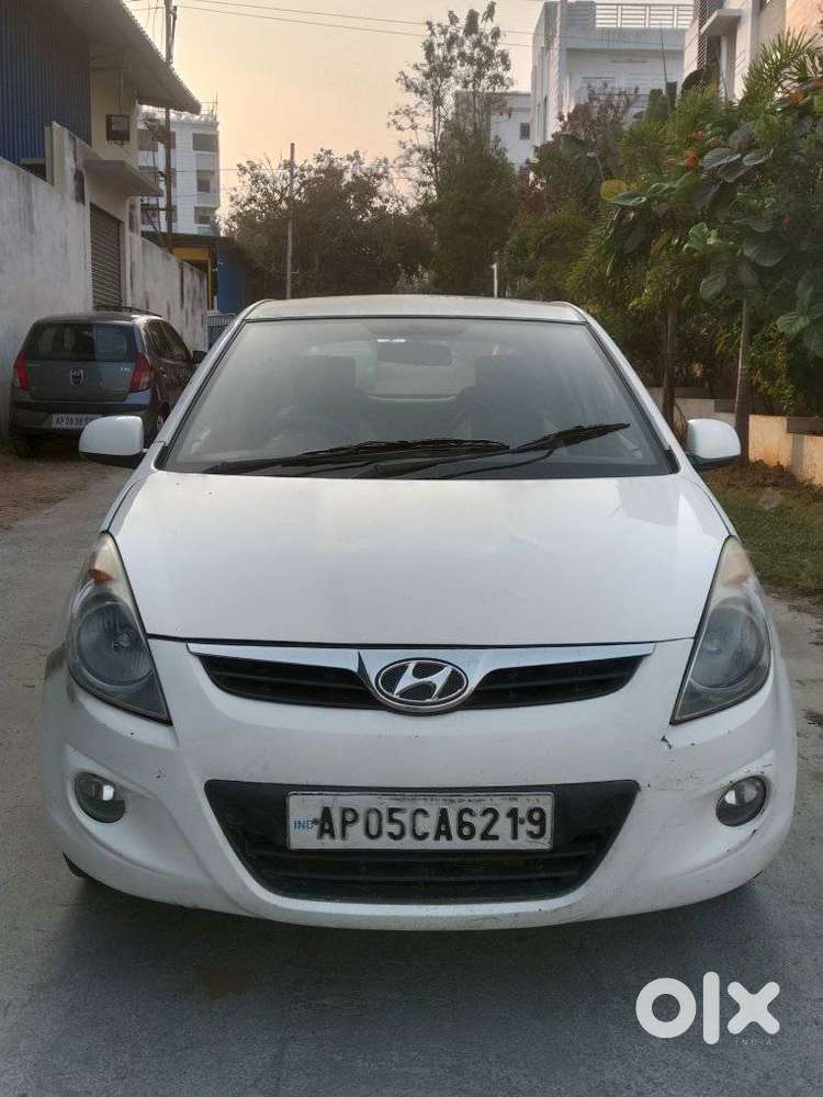 Hyundai I20 Magna 1.2 Mt, 2011, Diesel