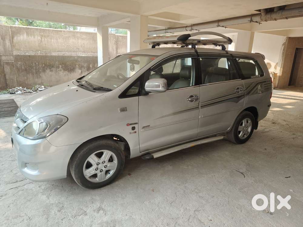 Toyota Innova 2.5 V 7 Str, 2009, Diesel