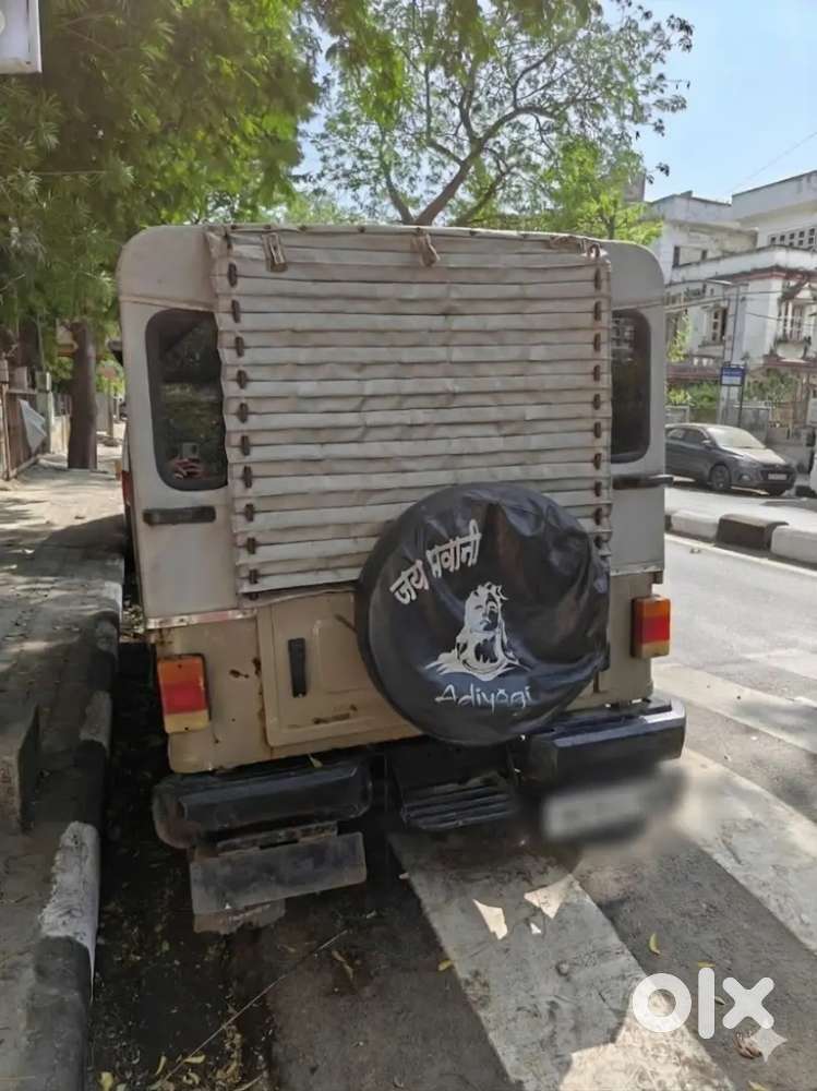 Mahindra Jeep 2000