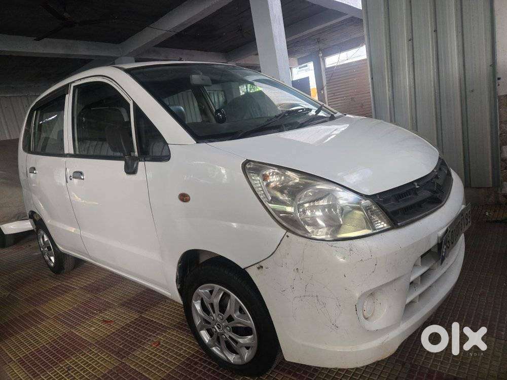 Maruti Suzuki Zen Estilo Lxi Bs Iv, 2011, Petrol