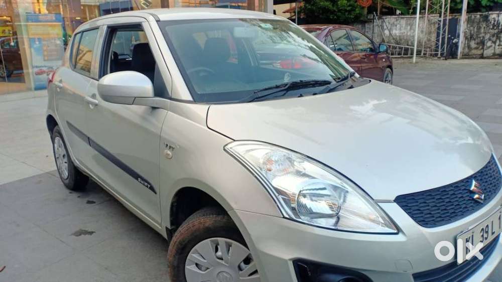 Maruti Suzuki Swift Lxi (o) 2017