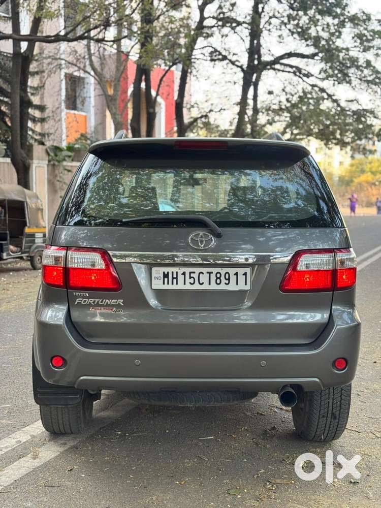 Toyota Fortuner 3.0 4x4 Manual, 2011, Diesel