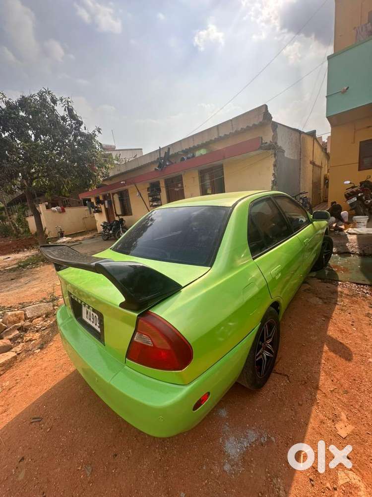 Mitsubishi Lancer 2002