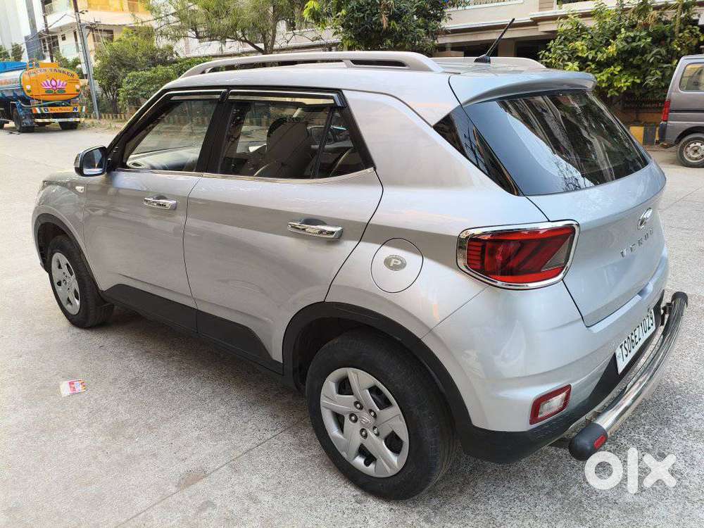 Hyundai Venue S, 2019, Petrol