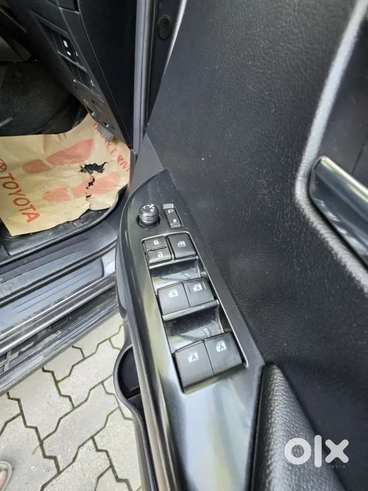 Toyota Hilux 2.8 High 2025