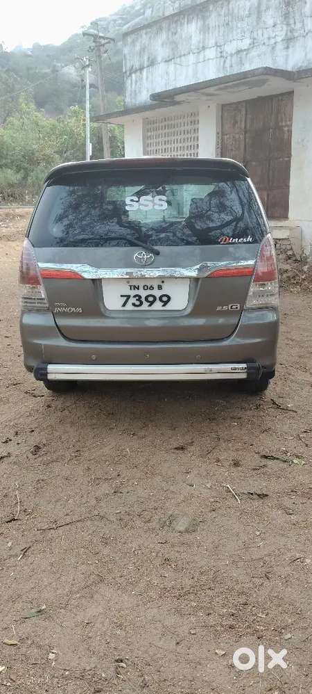 Toyota Innova 2010